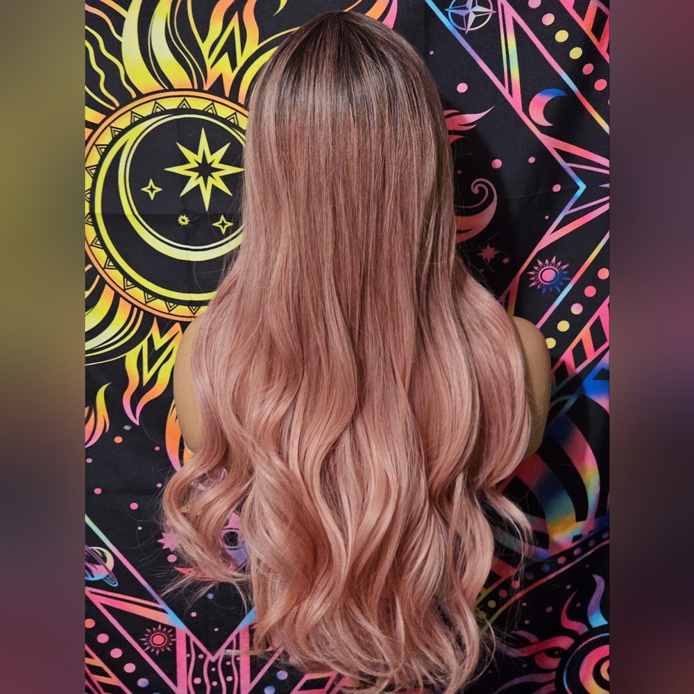 Wig - Picture 3 of 3